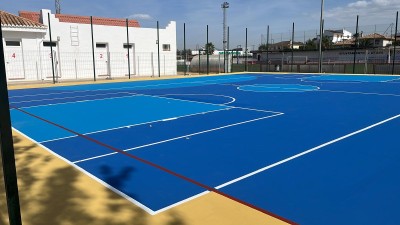 Pavimento pista baloncesto
